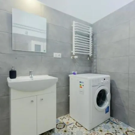 Roomy Lobzowska Street Краков