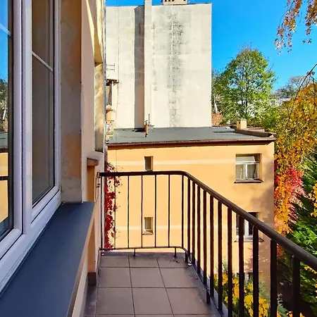 Apartment Roomy Lobzowska Street Krakow